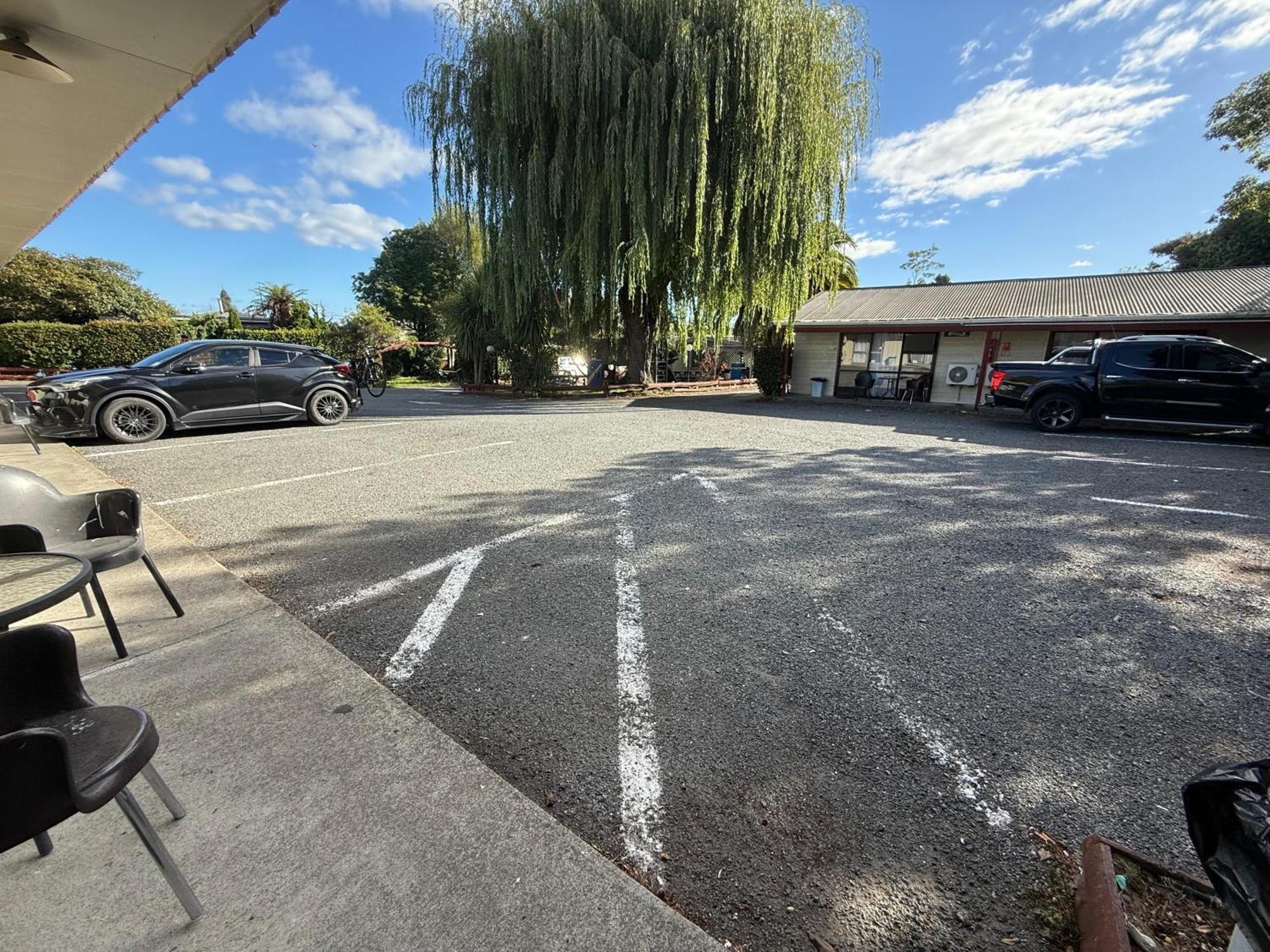 Camellia Court Family Motel Taupo Eksteriør bilde