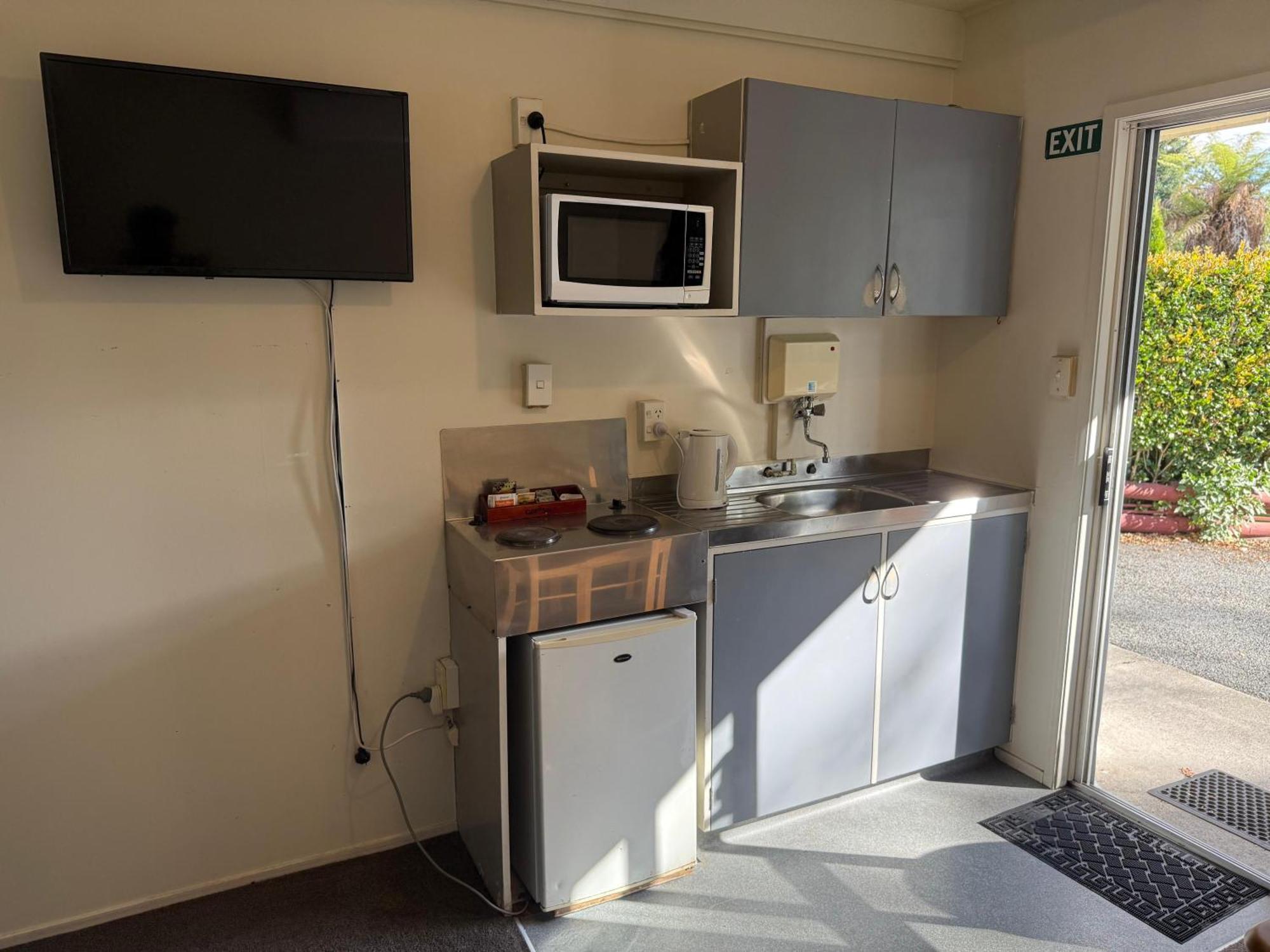 Camellia Court Family Motel Taupo Eksteriør bilde