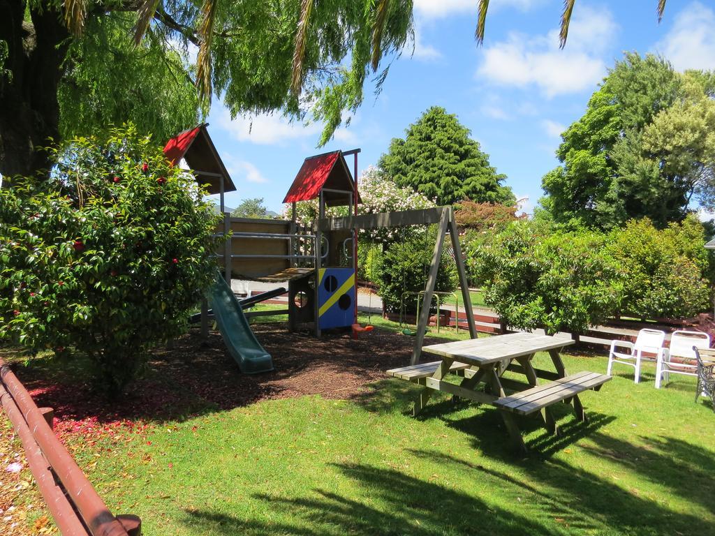 Camellia Court Family Motel Taupo Eksteriør bilde