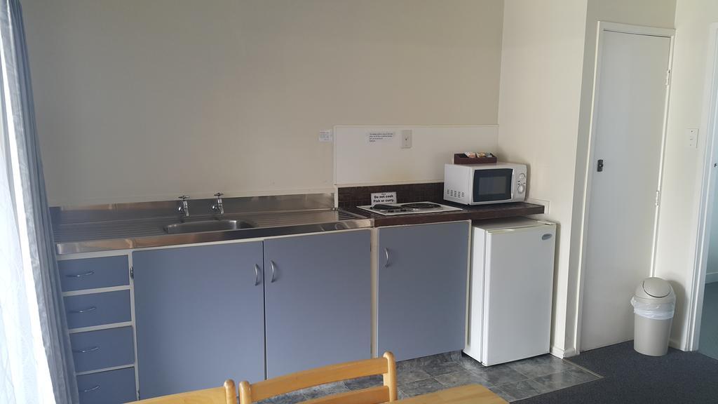 Camellia Court Family Motel Taupo Eksteriør bilde