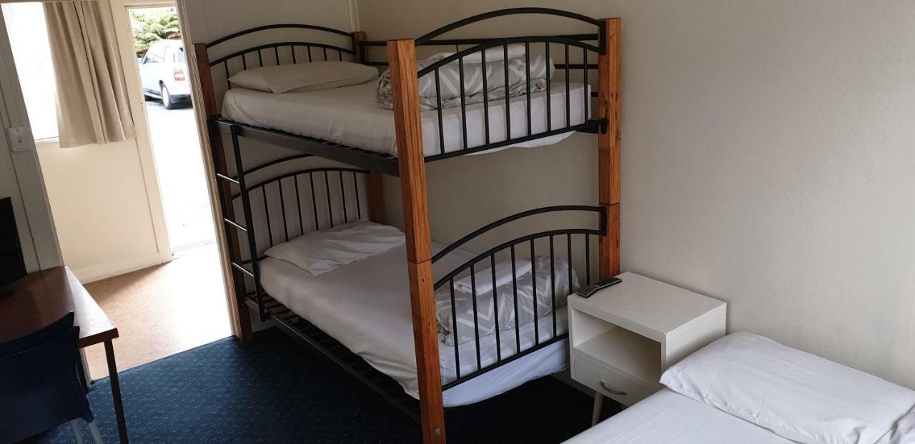 Camellia Court Family Motel Taupo Eksteriør bilde